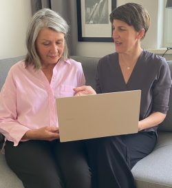 In nur wenigen Schritten als Granny Aupair ins Ausland gehen. Bei Senior Aupair werden Sie umfassend informiert und betreut.